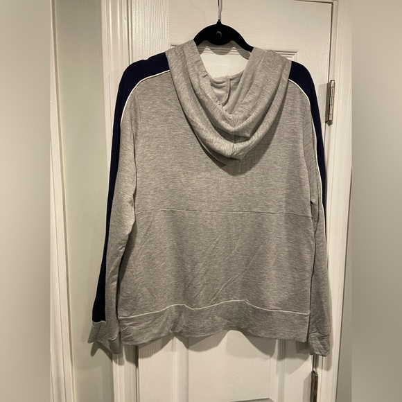 NWT Ann Klein Size M Full Zip Hooded Track Jacket Gray Navy Stripe Soft Stretch - Picture 6 of 11
